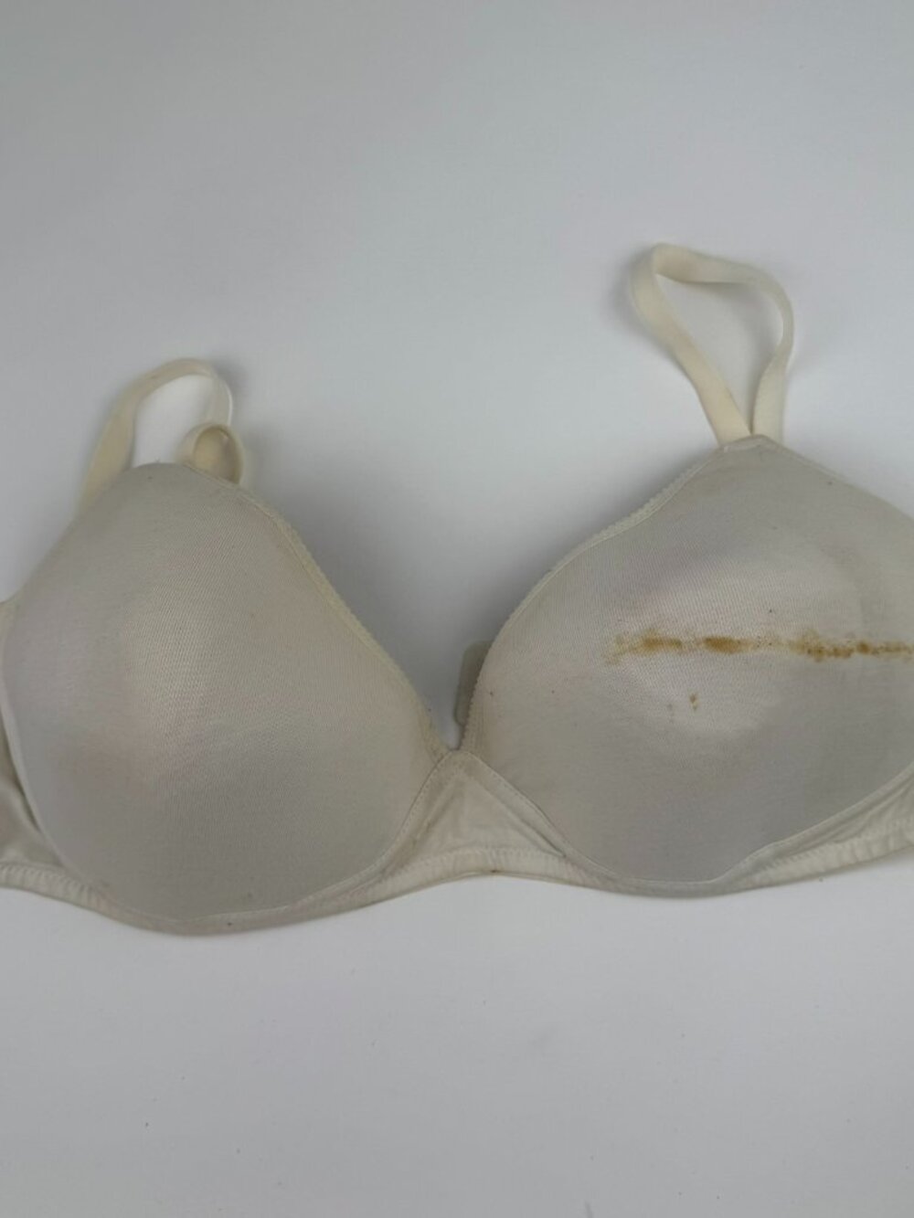 Gilligan & O'Malley Women's White Cotton Blend Bra Size 40D - Flawed / Stained